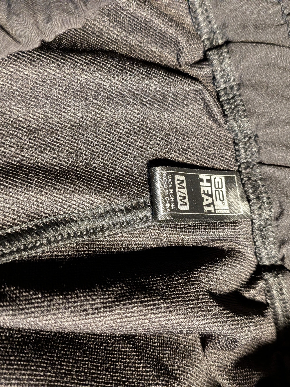 32 Degrees Heat Women's Black Cargo Jogger Pants - Picture 5 of 7